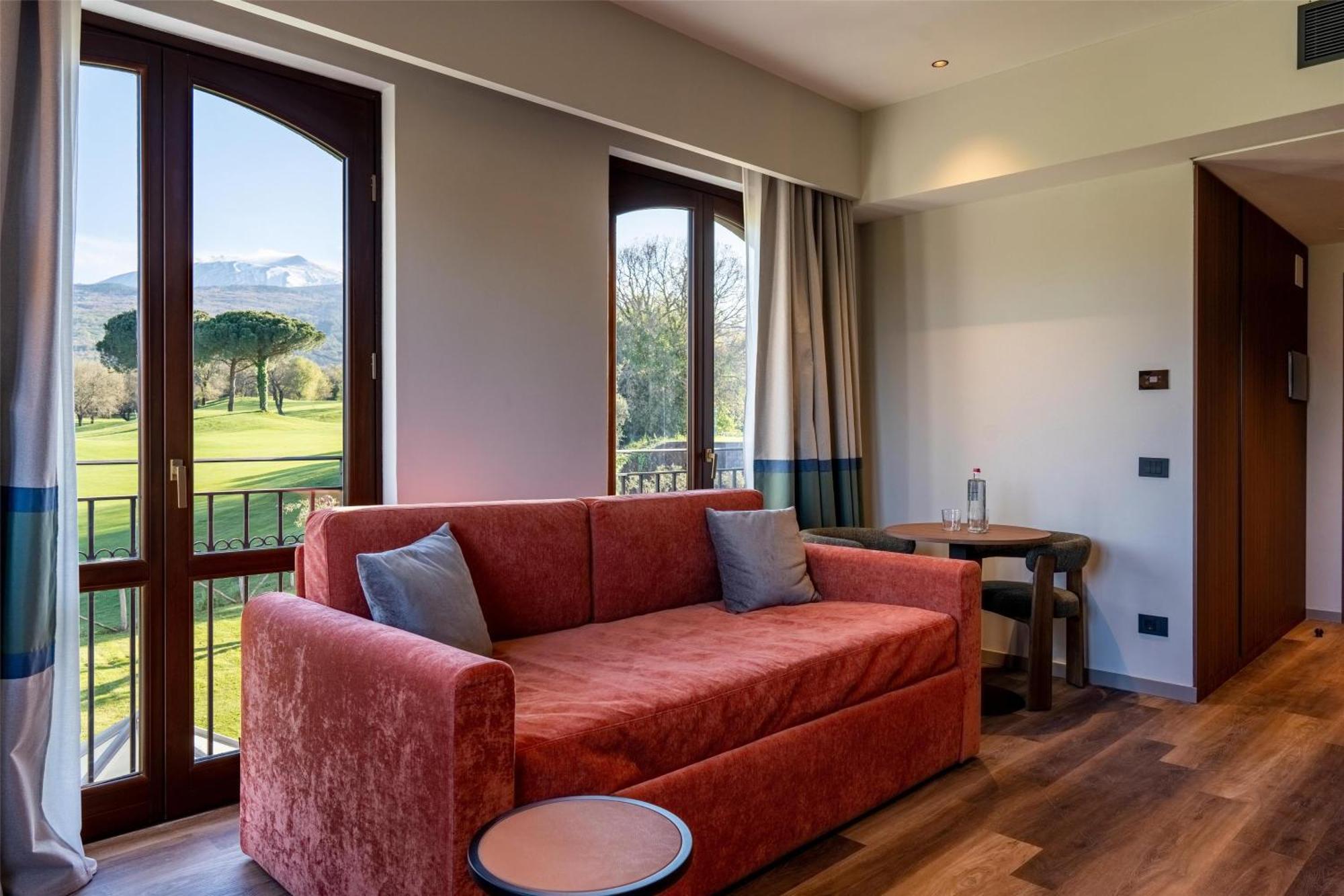 Picciolo Etna Golf Resort & Spa, Curio Collection By Hilton Castiglione De Sicilia Exterior photo