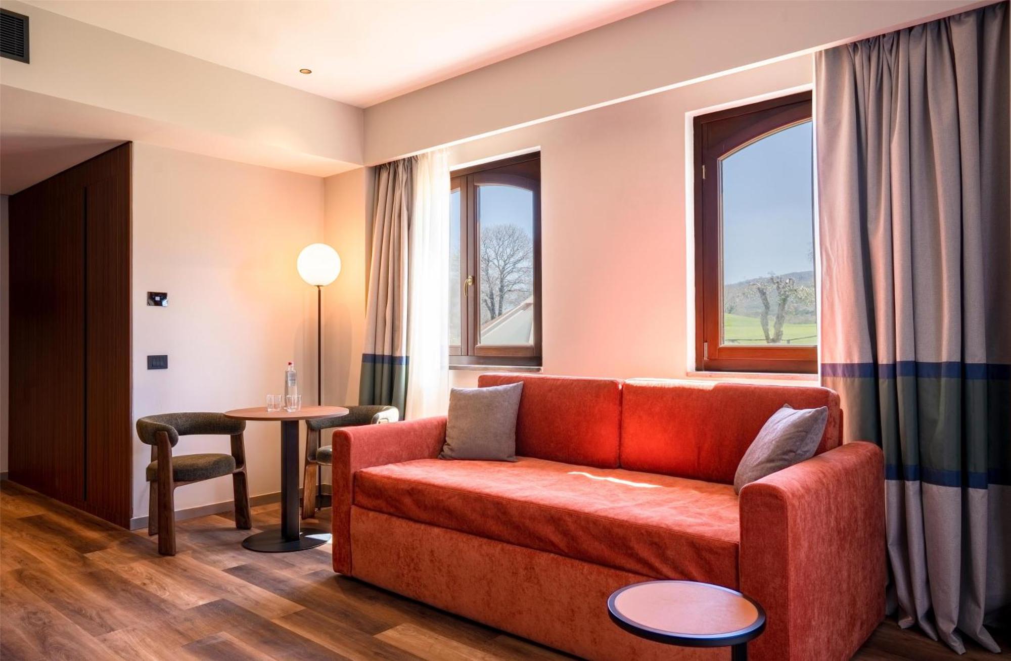 Picciolo Etna Golf Resort & Spa, Curio Collection By Hilton Castiglione De Sicilia Exterior photo