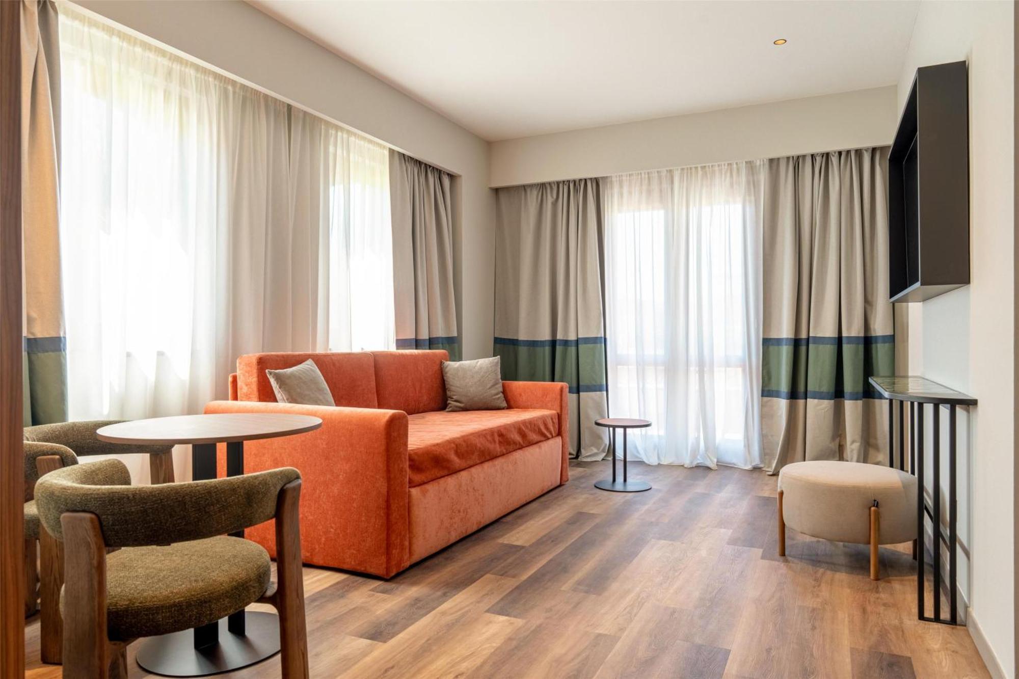 Picciolo Etna Golf Resort & Spa, Curio Collection By Hilton Castiglione De Sicilia Exterior photo